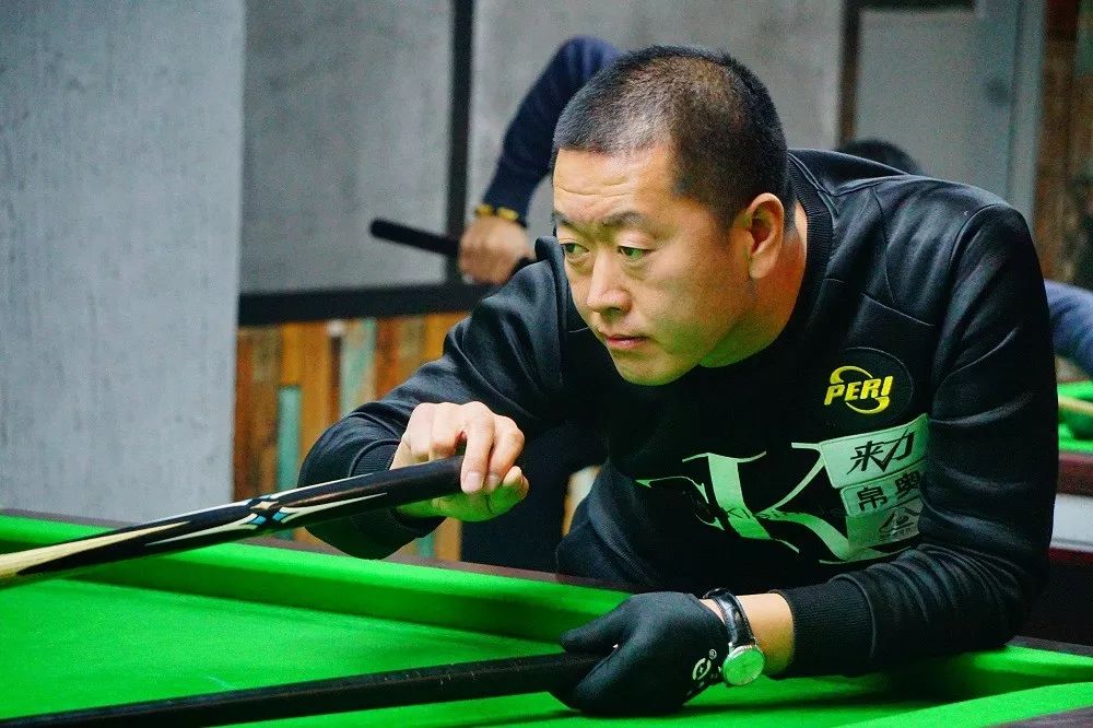 望通过曝光 望通过曝光