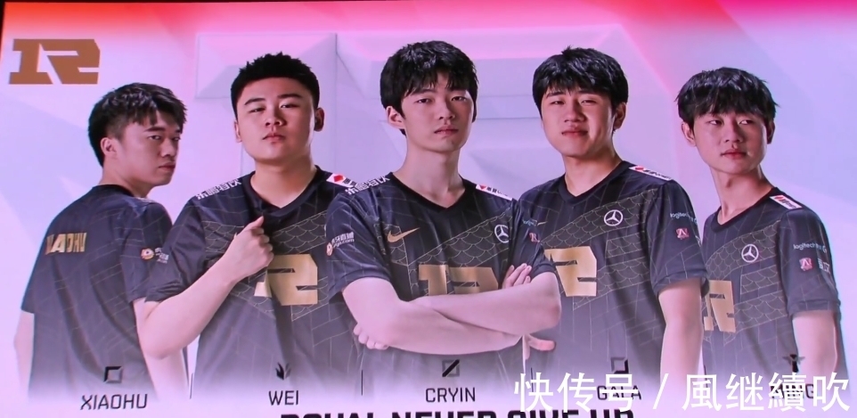 身就具有极 身就具有极