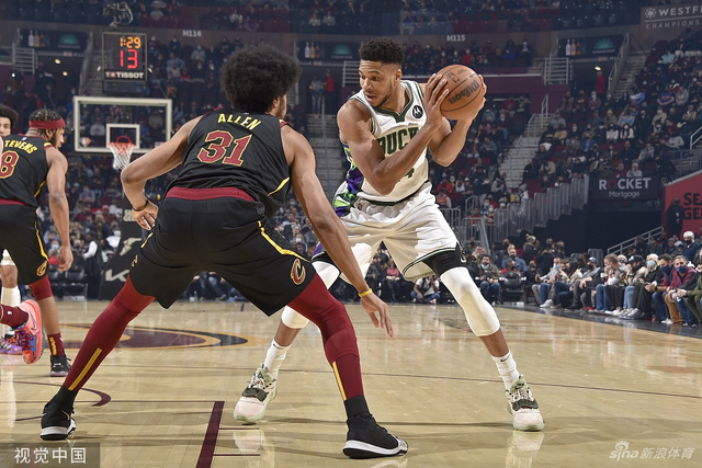 赛场上人们 赛场上人们