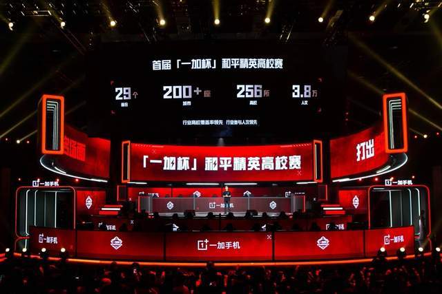 不仅取决于 不仅取决于