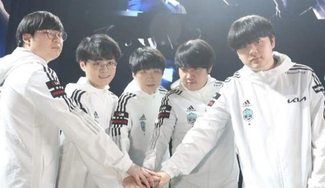 我们期待看 我们期待看