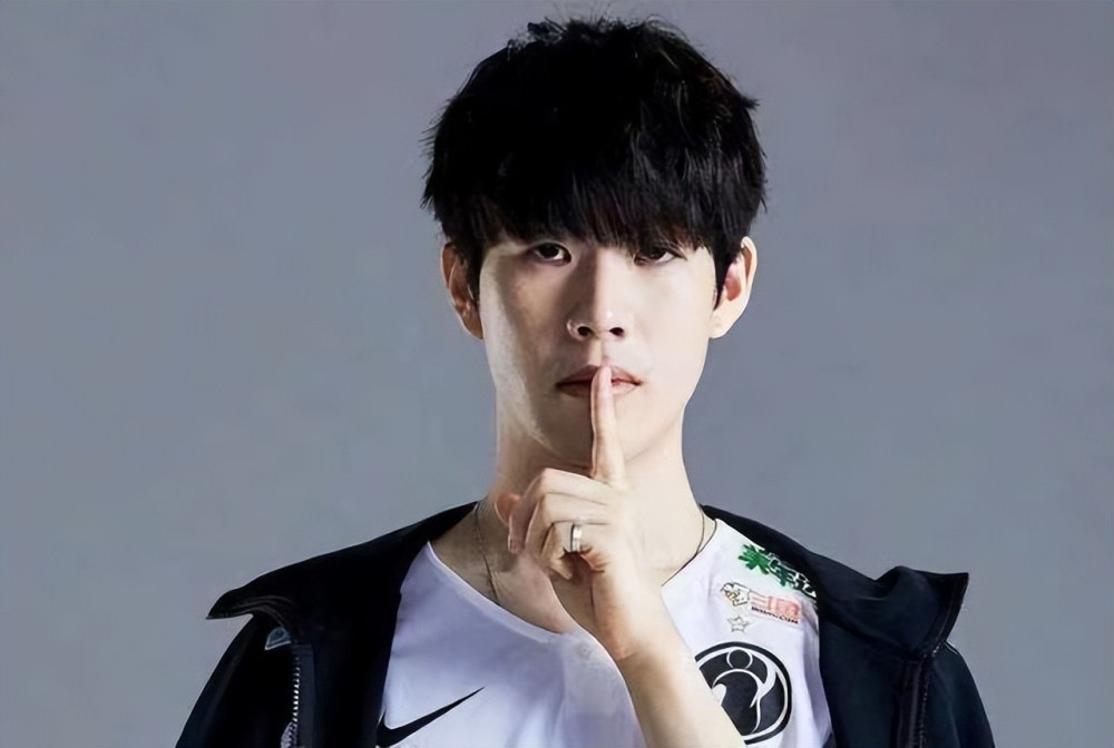 利拉德在面 利拉德在面